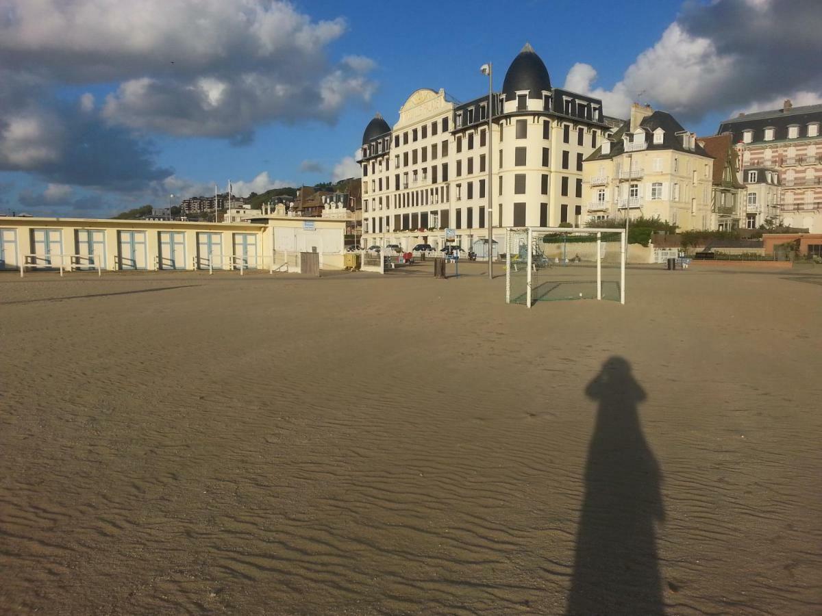 Chez Coco, 7 Persons, Triangle D'Or, Hypercentre Lägenhet Deauville Exteriör bild